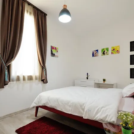 Dominus Aparthotel